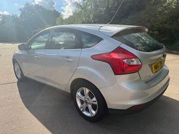 Used Ford Focus 2012 for sale - 79845044: Photo