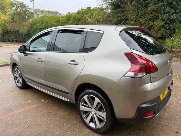 Used Peugeot 3008 2016 for sale - 76263233: Photo 4