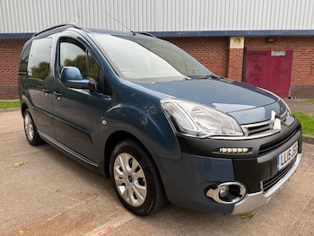 2015 (15) - 1.6 HDi 90 XTR 5dr