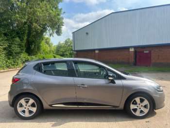 Used Renault Clio 2015 for sale - 74950106: Photo
