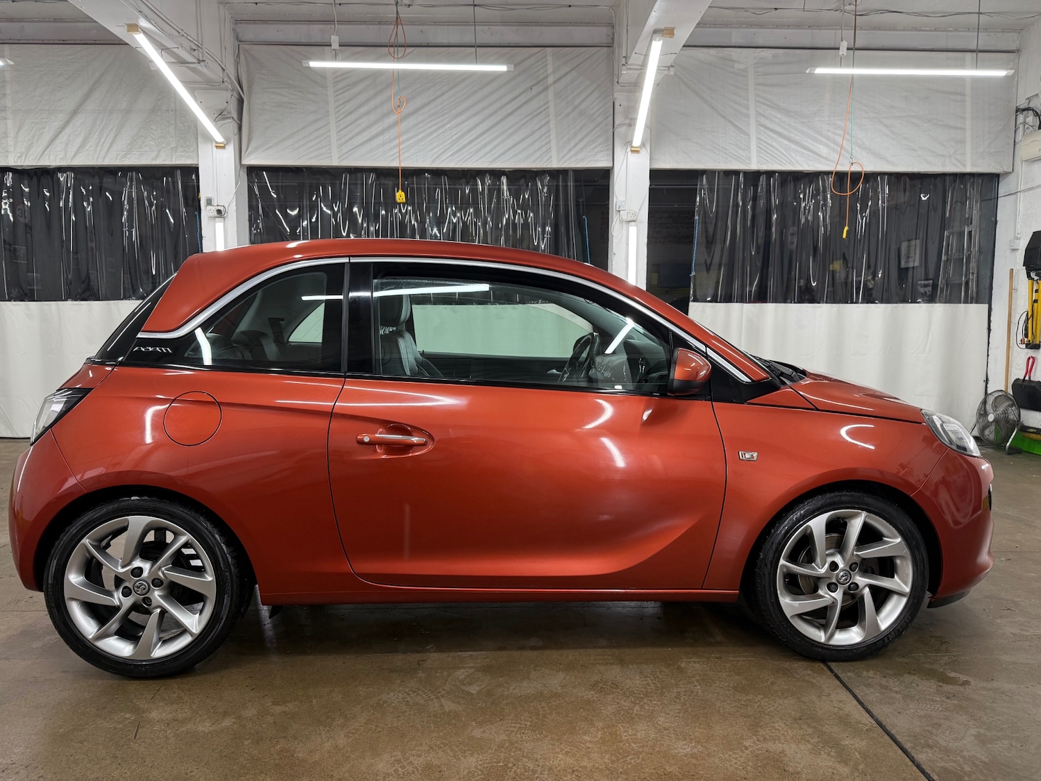 Used Vauxhall ADAM 2014 for sale - 76821762: Photo 2