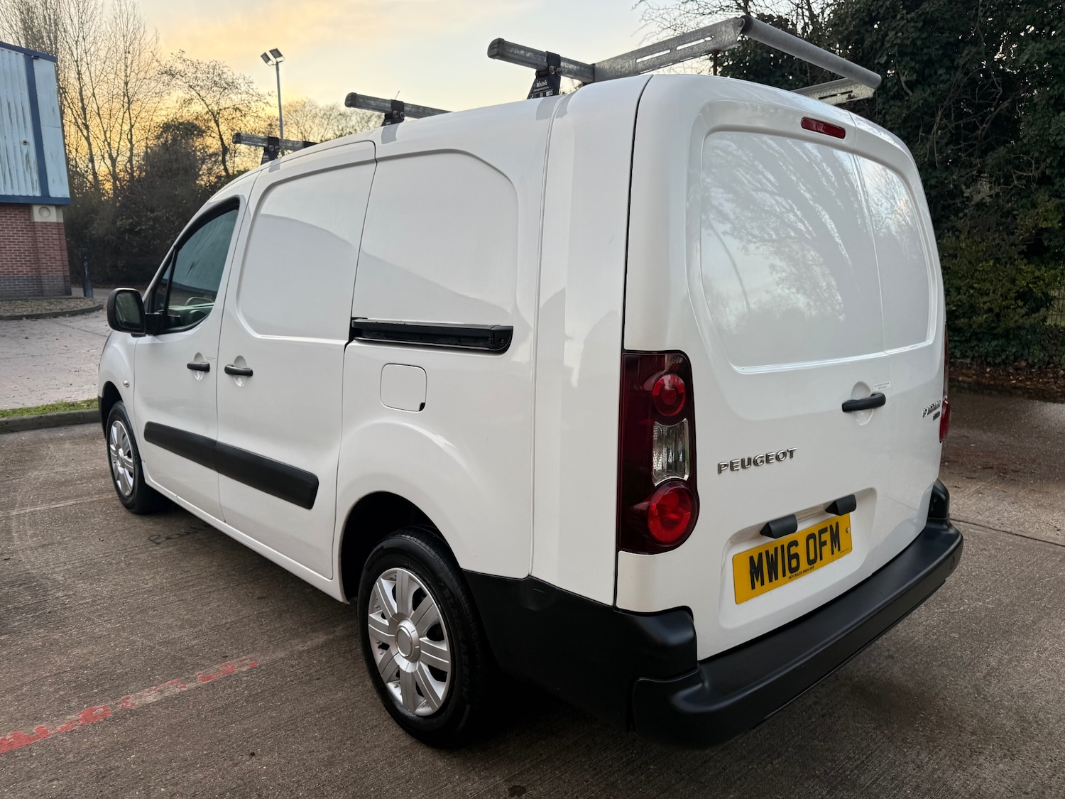 Used Peugeot Partner 2016 for sale - 76780554: Photo 4