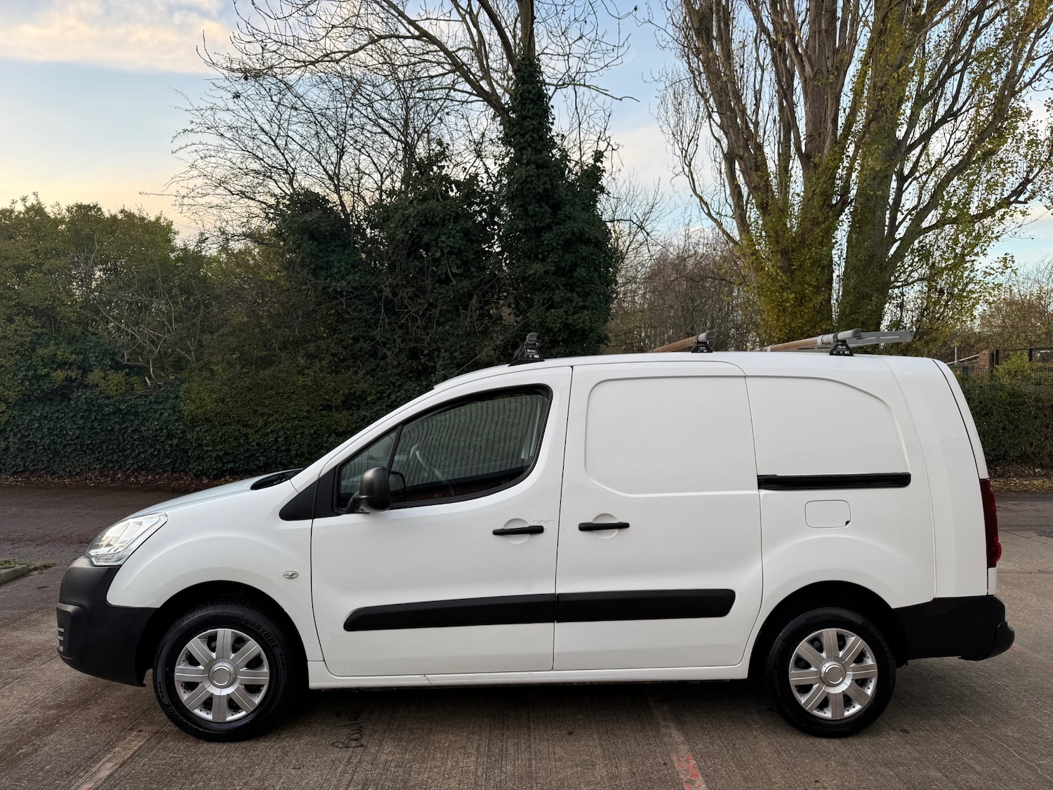 Used Peugeot Partner 2016 for sale - 76780554: Photo 5