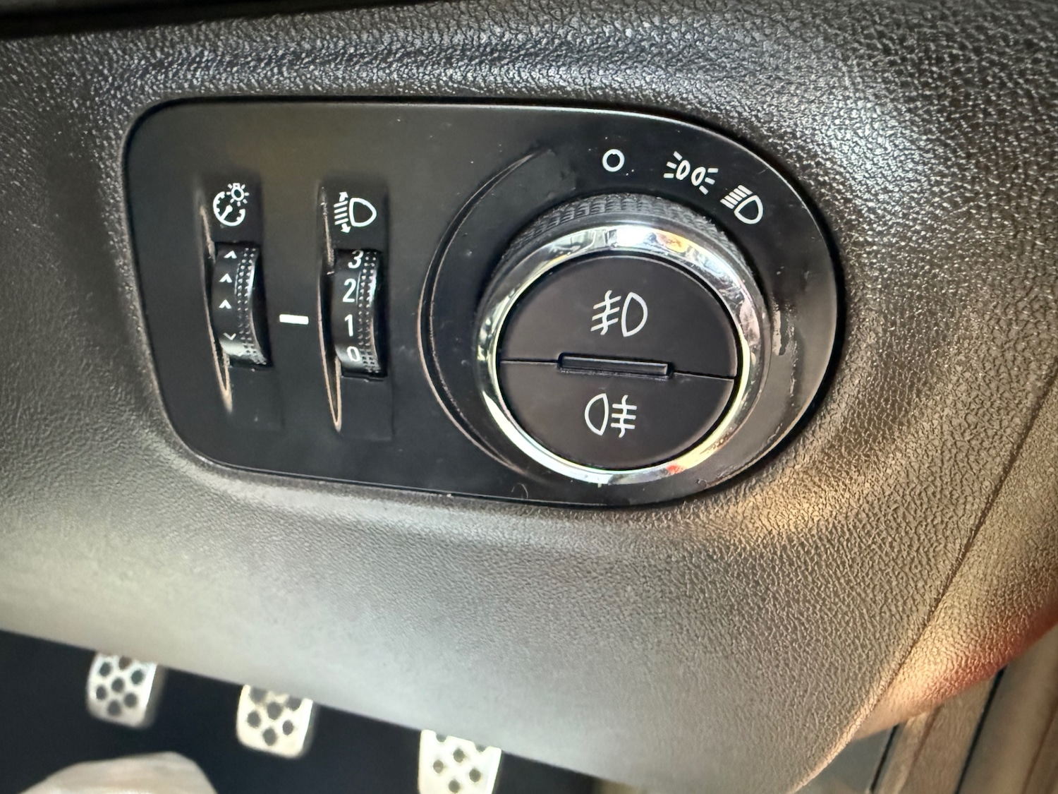 Used Vauxhall Corsa 2015 for sale - 76566693: Photo 11