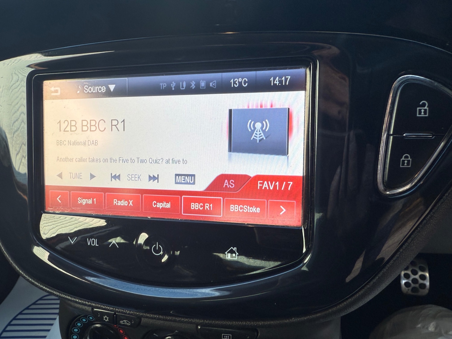 Used Vauxhall Corsa 2015 for sale - 76566693: Photo 16