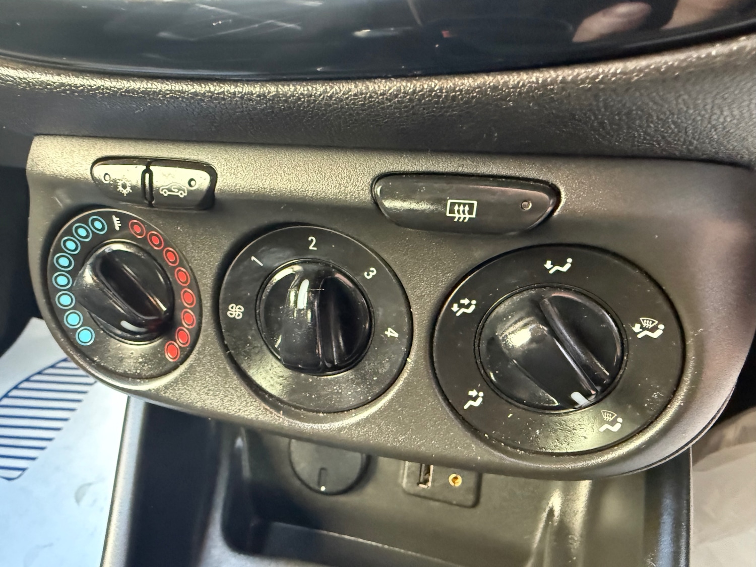 Used Vauxhall Corsa 2015 for sale - 76566693: Photo 17