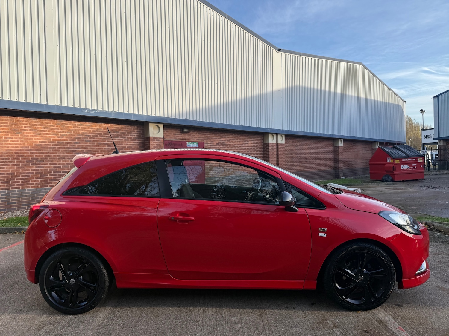 Used Vauxhall Corsa 2015 for sale - 76566693: Photo 2