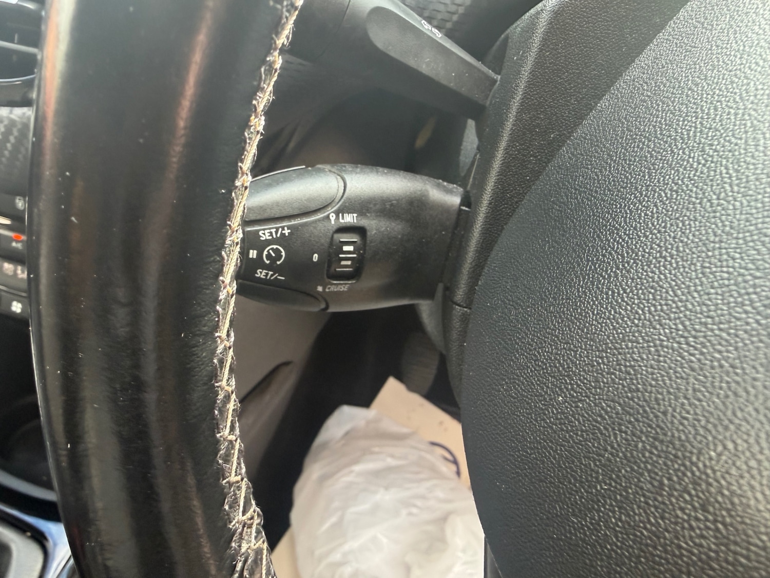 Used Peugeot 2008 2017 for sale - 78001561: Photo 15