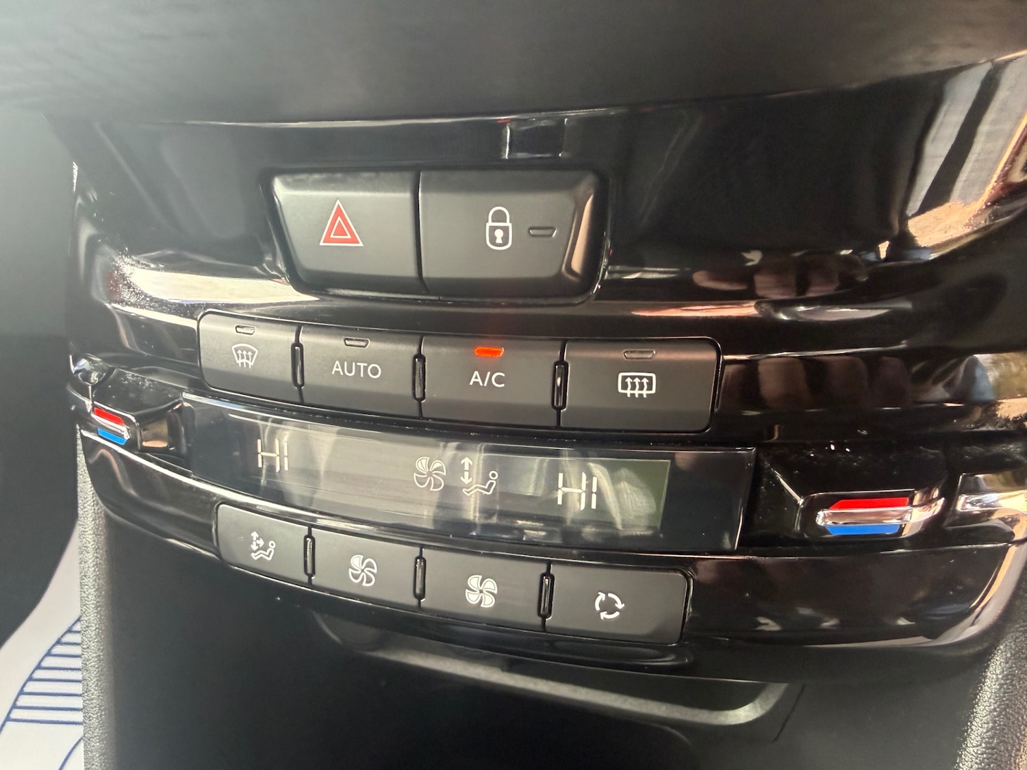 Used Peugeot 2008 2017 for sale - 78001561: Photo 16