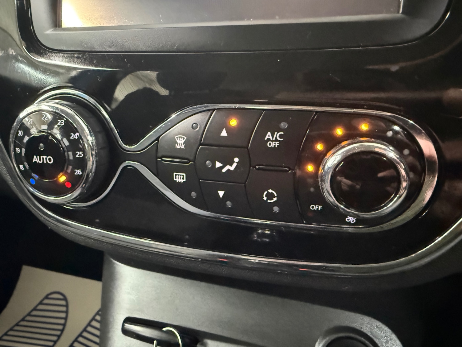 Used Renault Captur 2016 for sale - 76987005: Photo 22