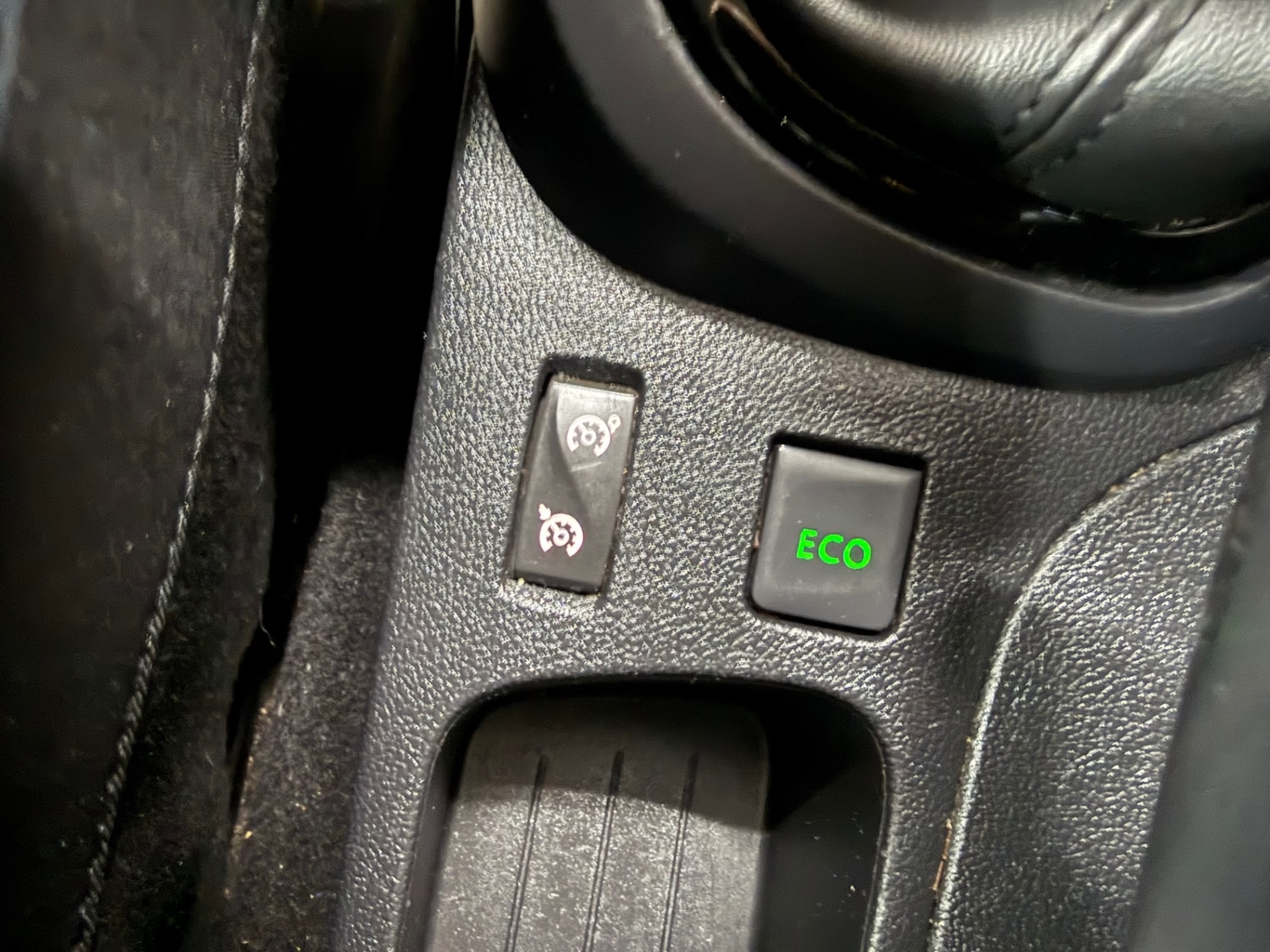 Used Renault Captur 2016 for sale - 76987005: Photo 24