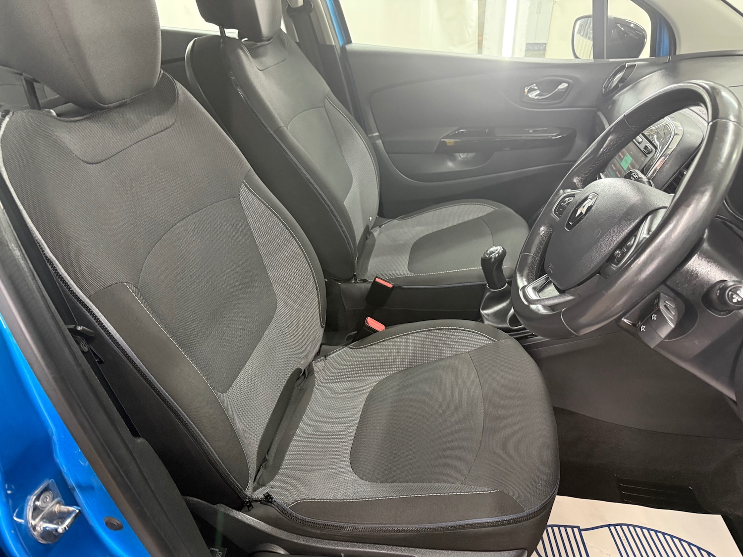 Used Renault Captur 2016 for sale - 76987005: Photo 8