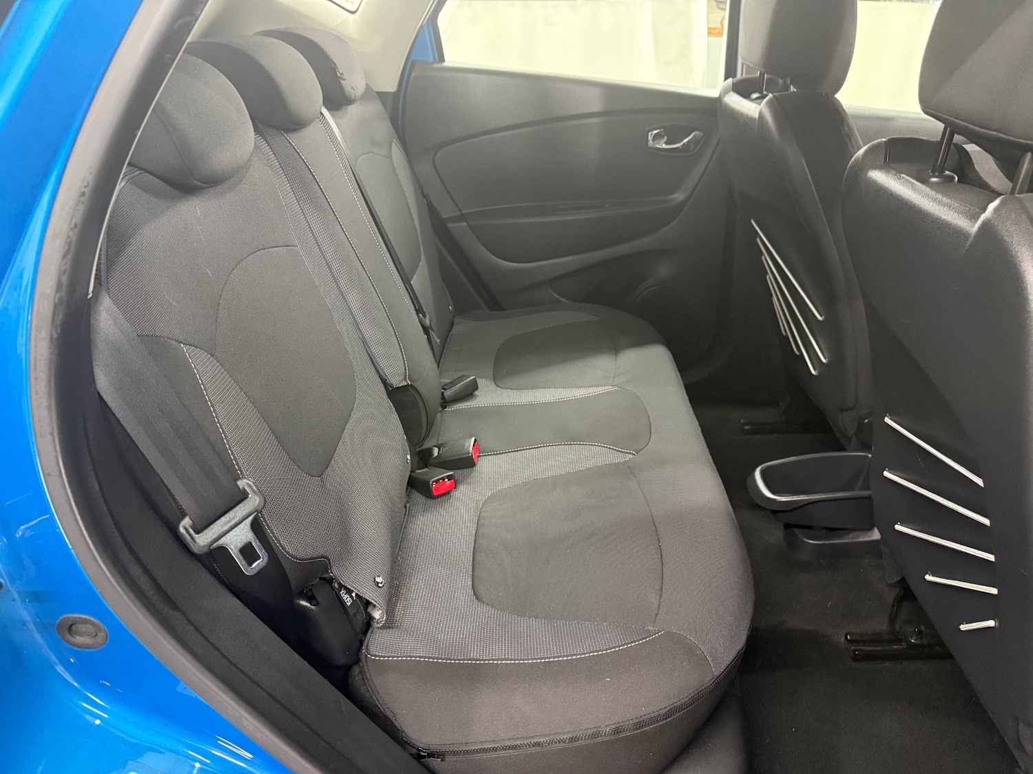 Used Renault Captur 2016 for sale - 76987005: Photo 9