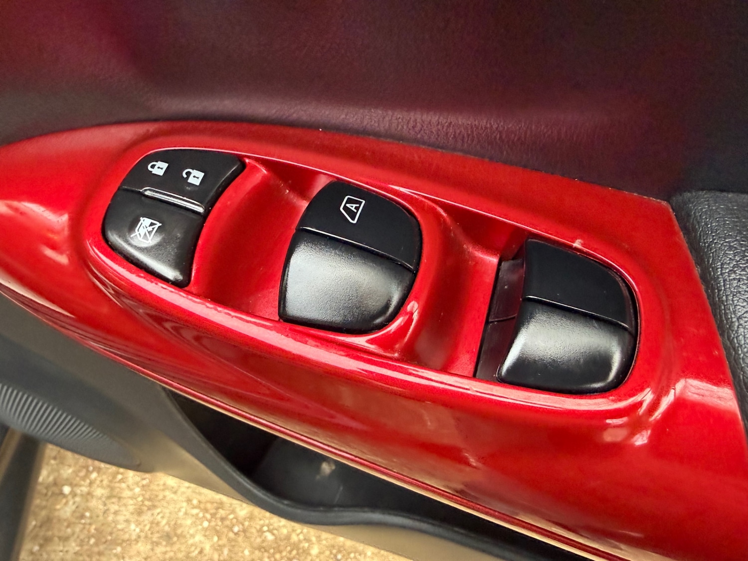 Used Nissan Juke 2014 for sale - 77012459: Photo 11