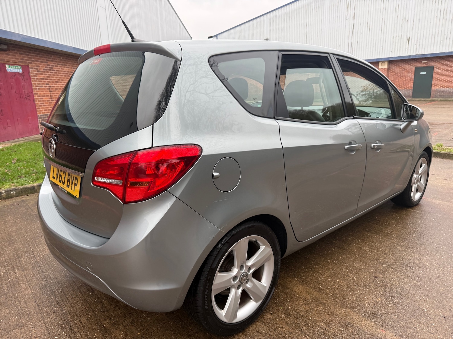 Used Vauxhall Meriva 2013 for sale - 77371718: Photo 3