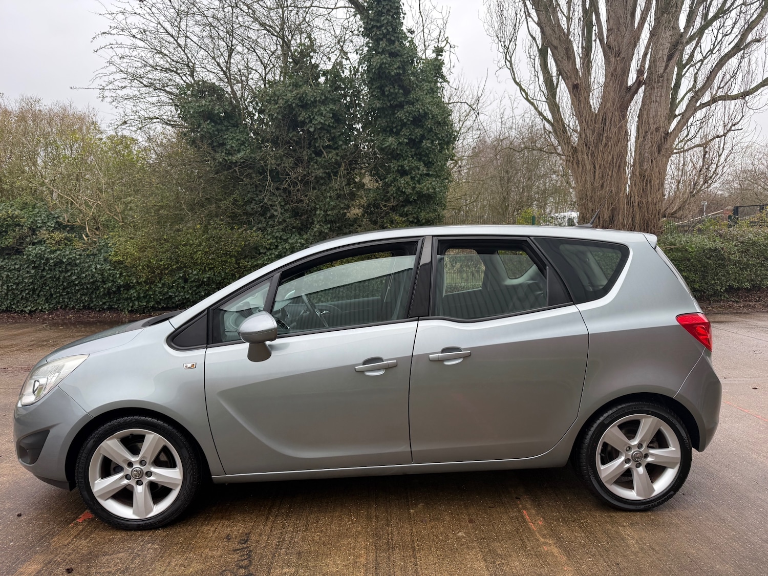 Used Vauxhall Meriva 2013 for sale - 77371718: Photo 5