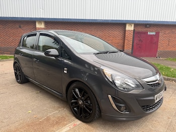 Vauxhall - Corsa