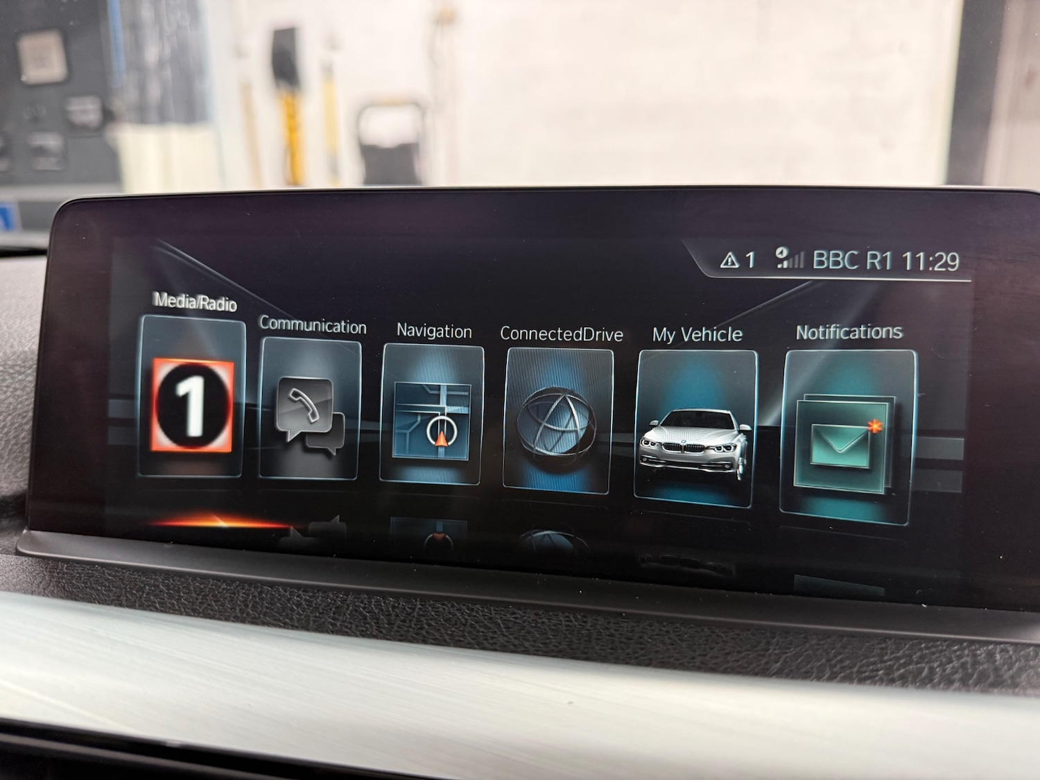 Used BMW 3 Series 2017 for sale - 77475543: Photo 22