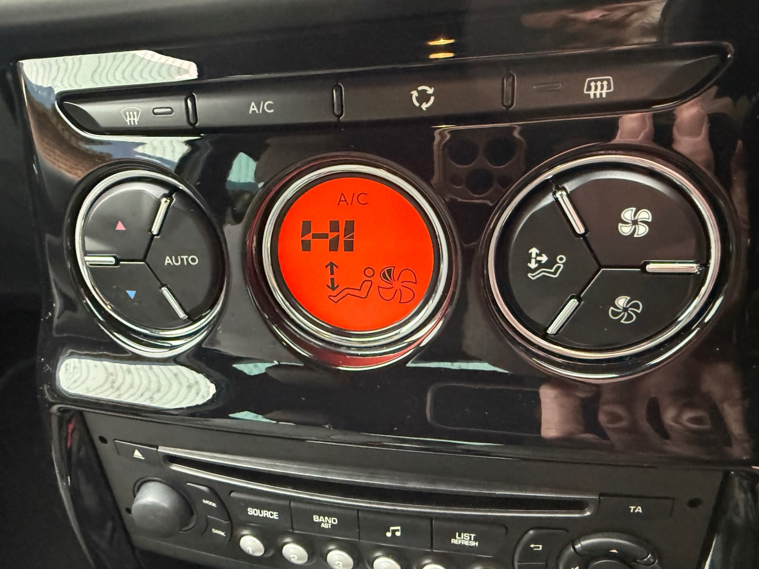 Used Citroen DS3 2014 for sale - 77013185: Photo 14