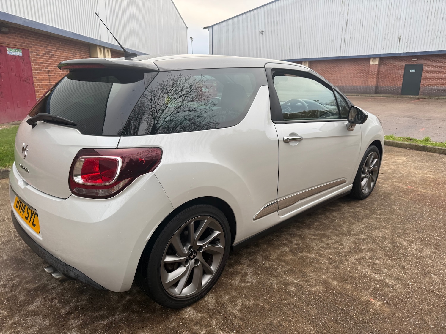 Used Citroen DS3 2014 for sale - 77013185: Photo 3