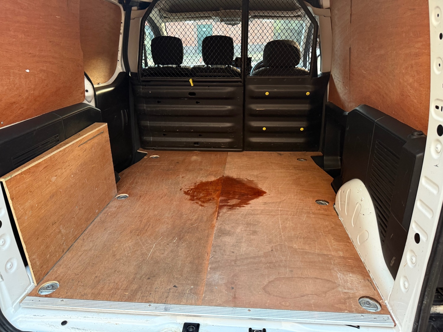 Used Peugeot Partner 2017 for sale - 76696774: Photo 8