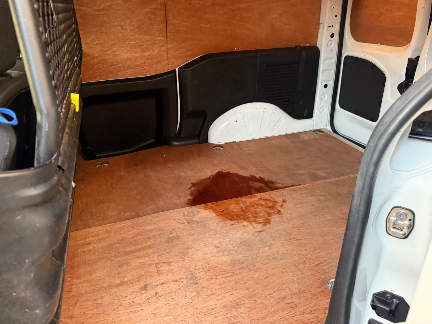 Used Peugeot Partner 2017 for sale - 76696774: Photo 9