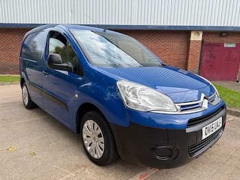 2015 (15) - 1.6 HDi 625Kg Enterprise 75ps