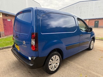 Used Citroen Berlingo 2015 for sale - 76198559: Photo 4