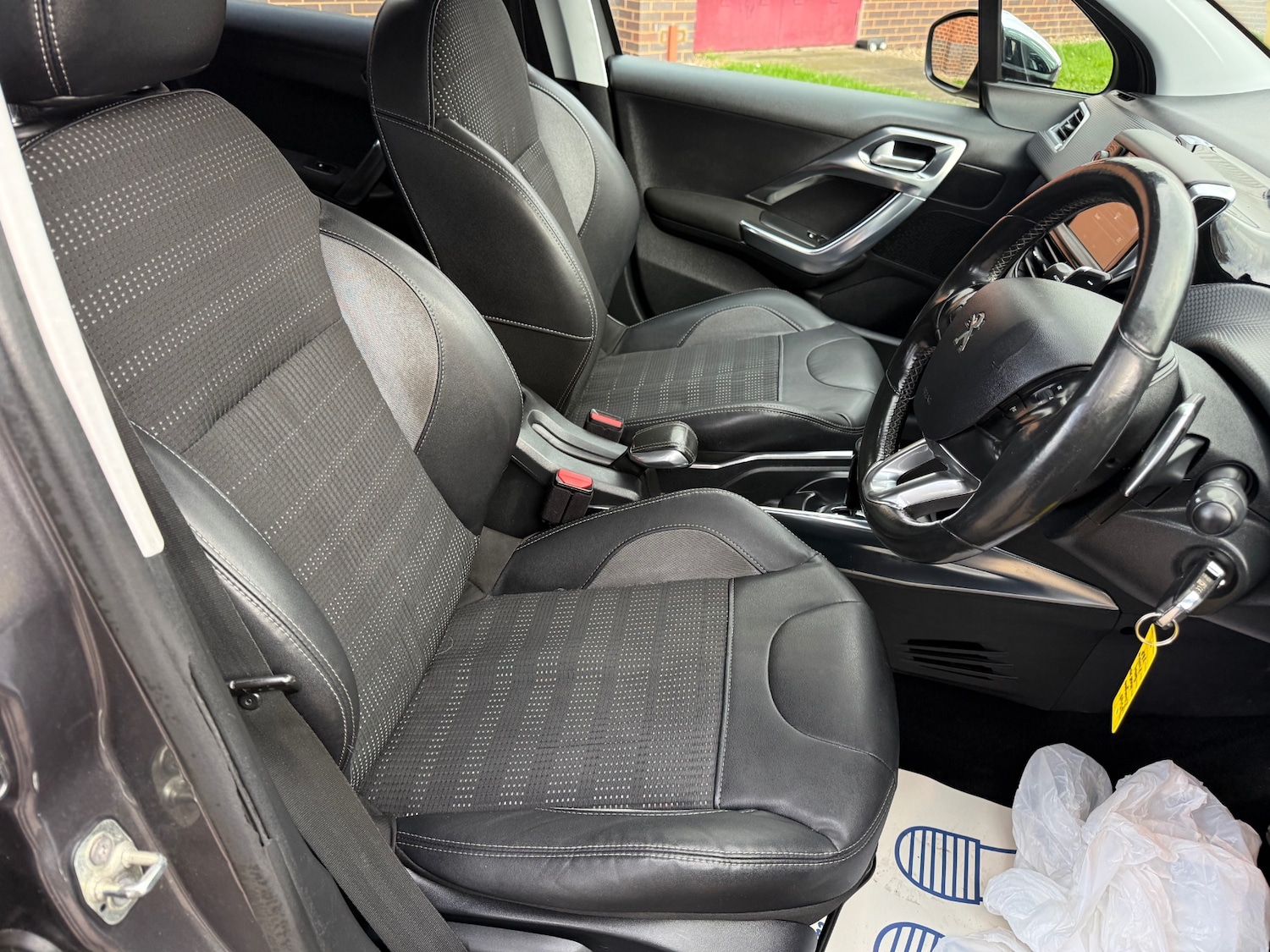 Used Peugeot 2008 2014 for sale - 77732921: Photo 7