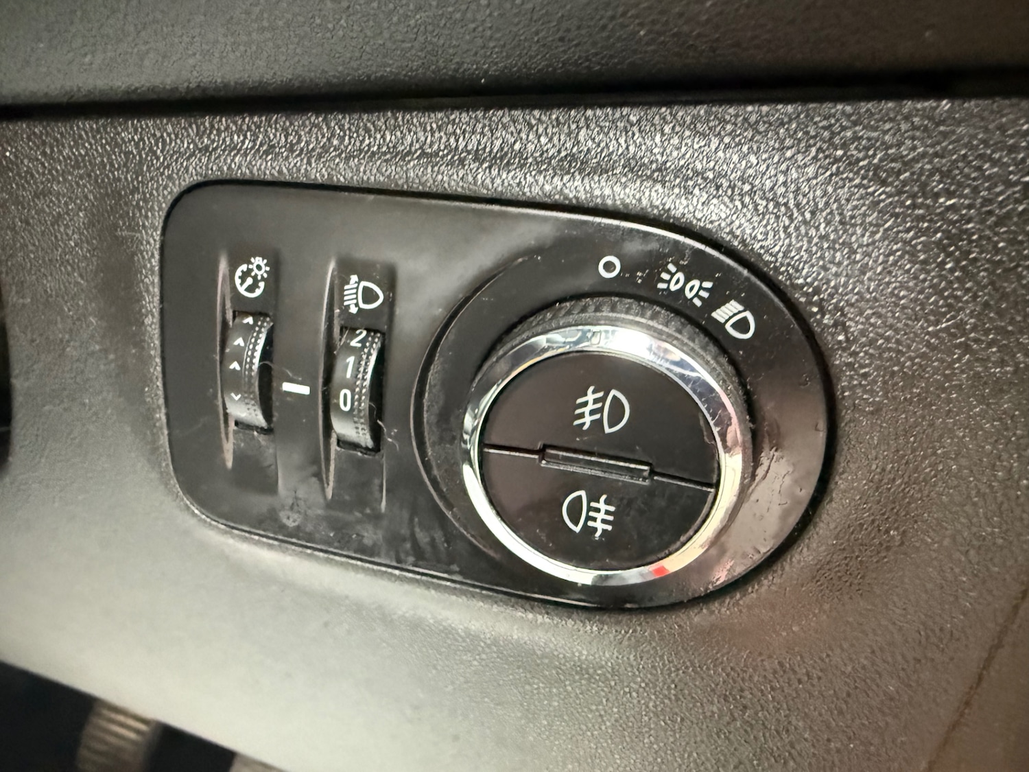 Used Vauxhall Corsa 2016 for sale - 77529235: Photo 11