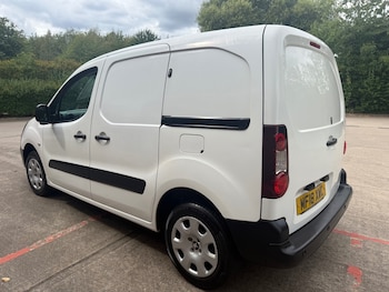 Used Peugeot Partner 2018 for sale - 79344653: Photo