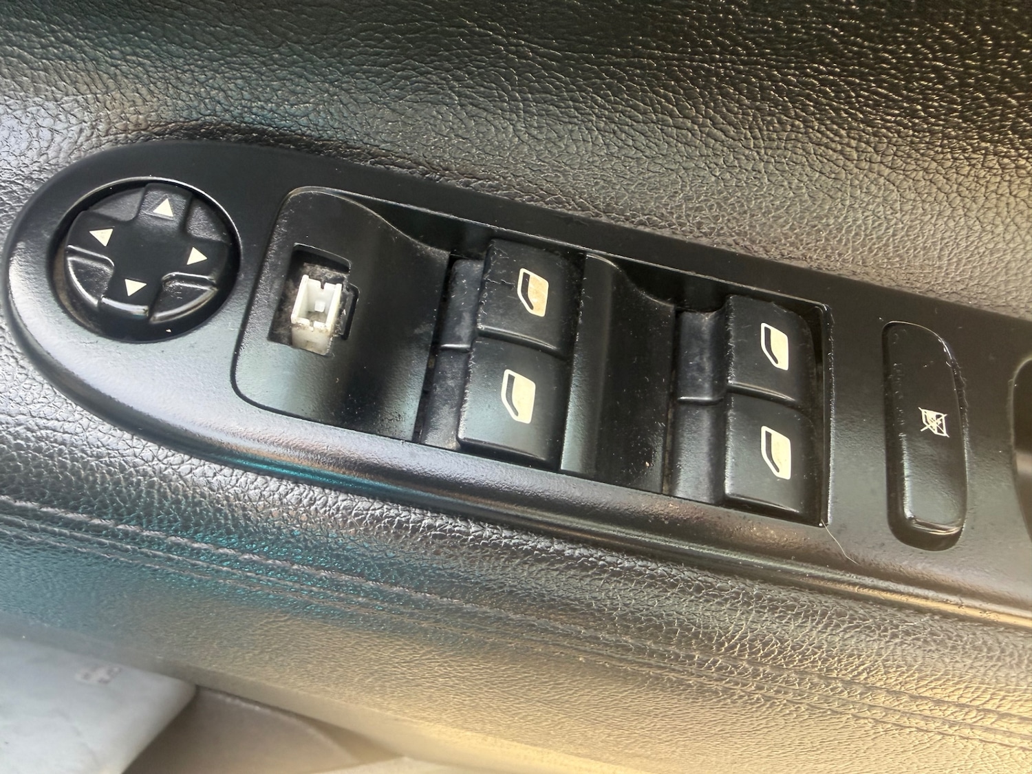 Used Peugeot 207 2012 for sale - 78199450: Photo 11