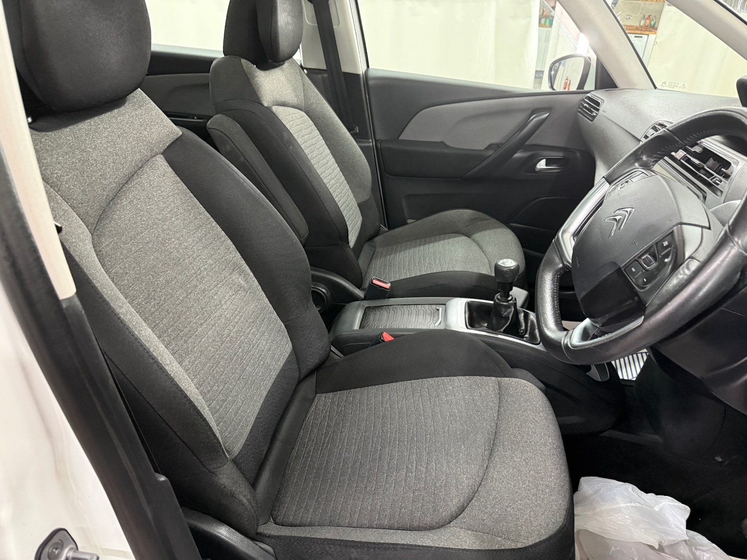 Used Citroen C4 Grand Picasso 2015 for sale - 76974683: Photo 8