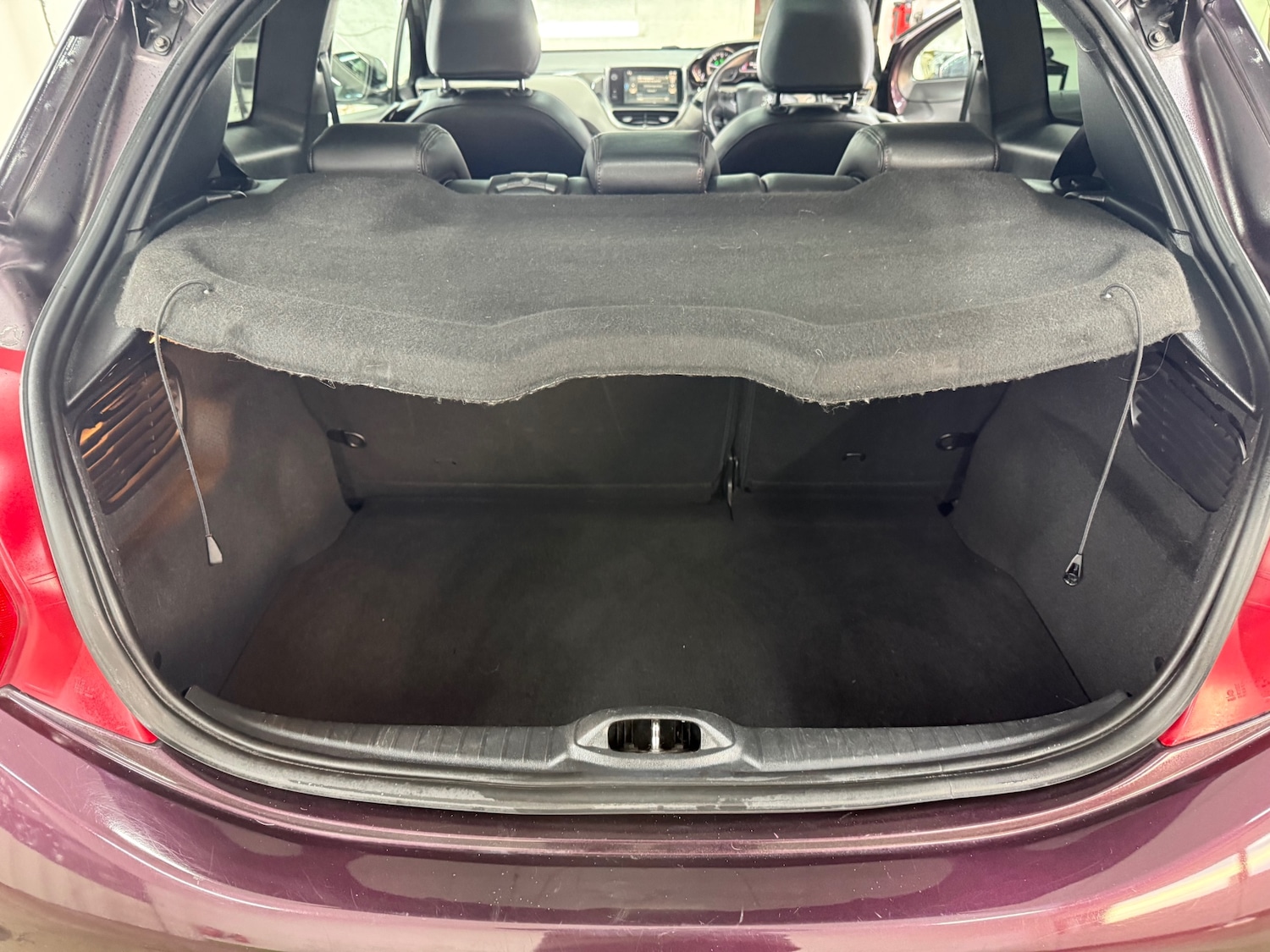 Used Peugeot 208 2015 for sale - 77116309: Photo 10