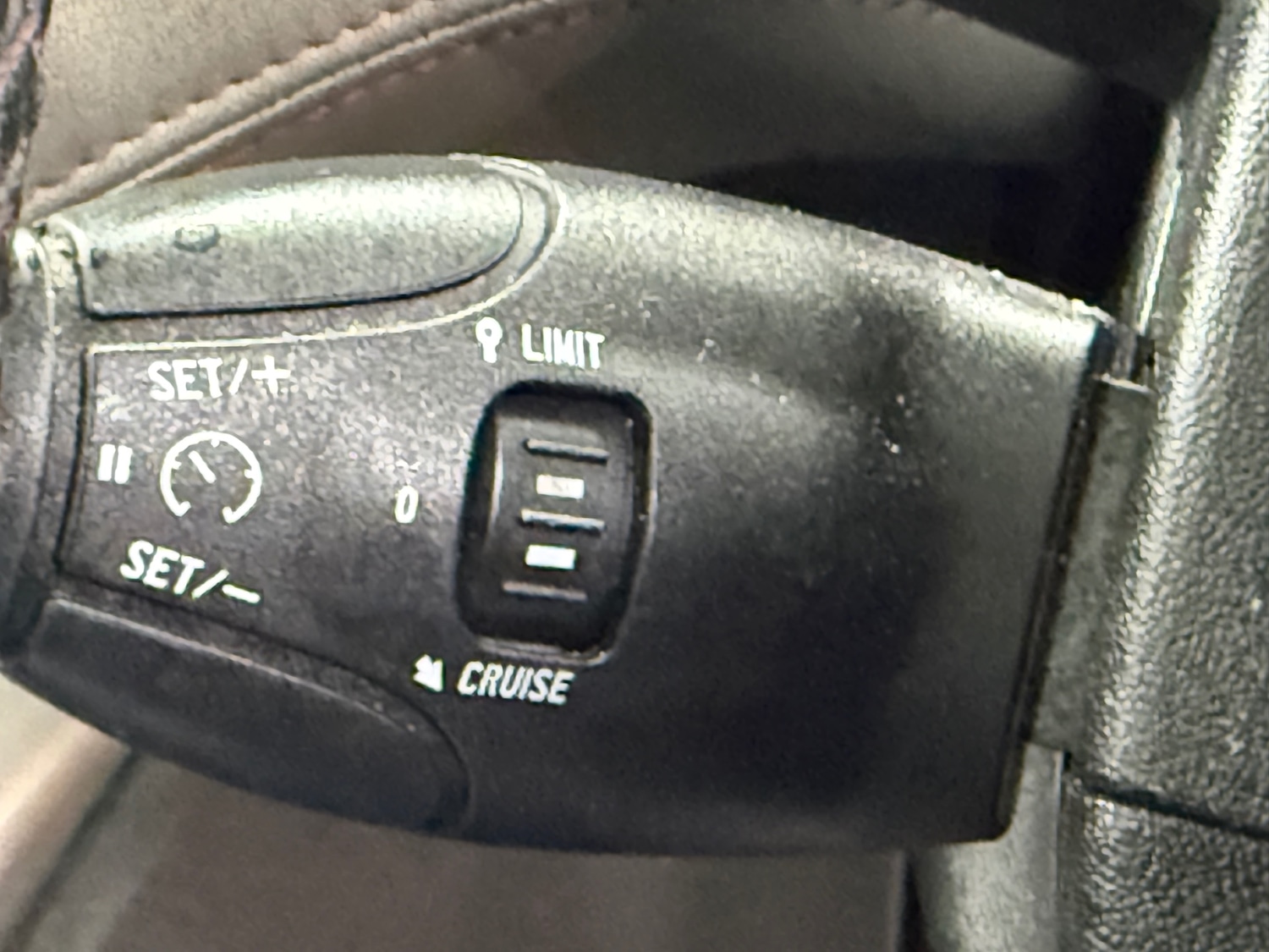 Used Peugeot 208 2015 for sale - 77116309: Photo 16