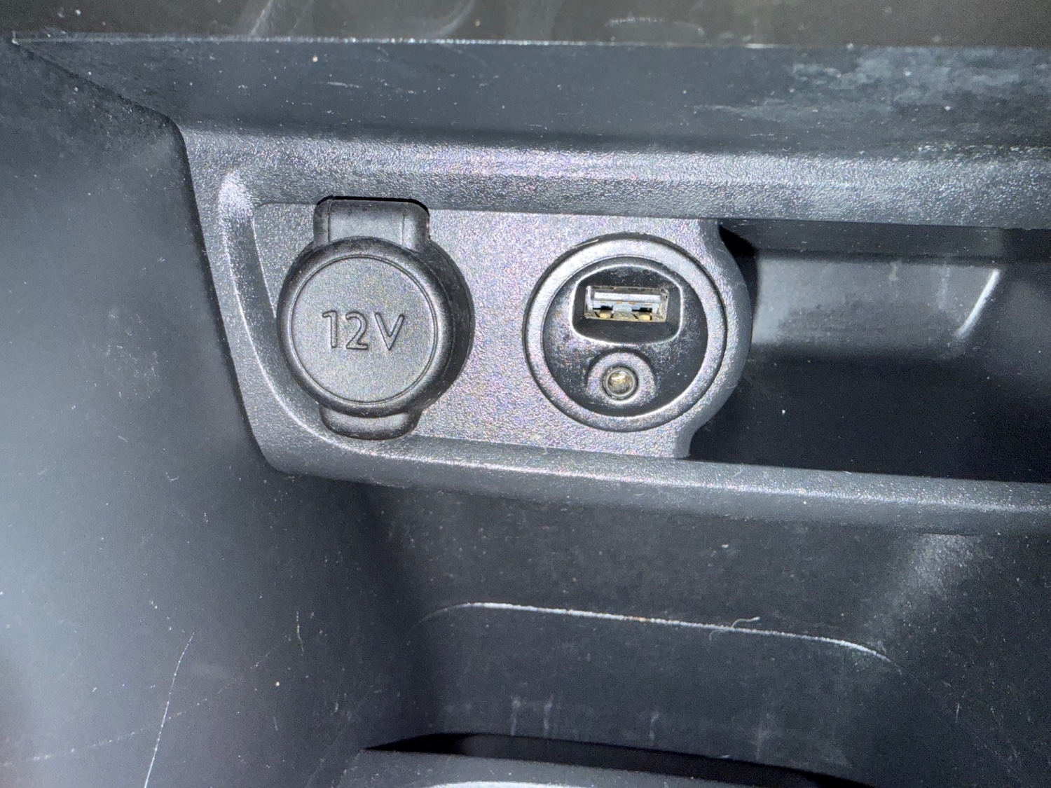 Used Peugeot 208 2015 for sale - 77116309: Photo 23