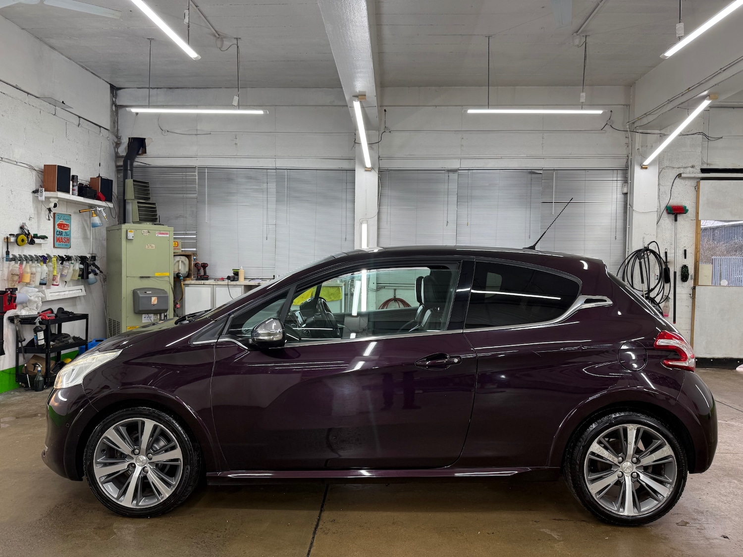 Used Peugeot 208 2015 for sale - 77116309: Photo 6