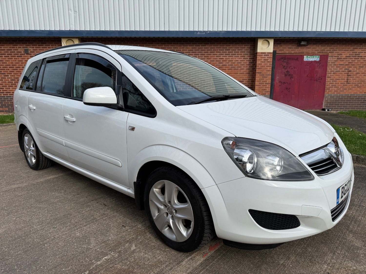 Used Vauxhall Zafira 2012 for sale - 77733113: Photo 1