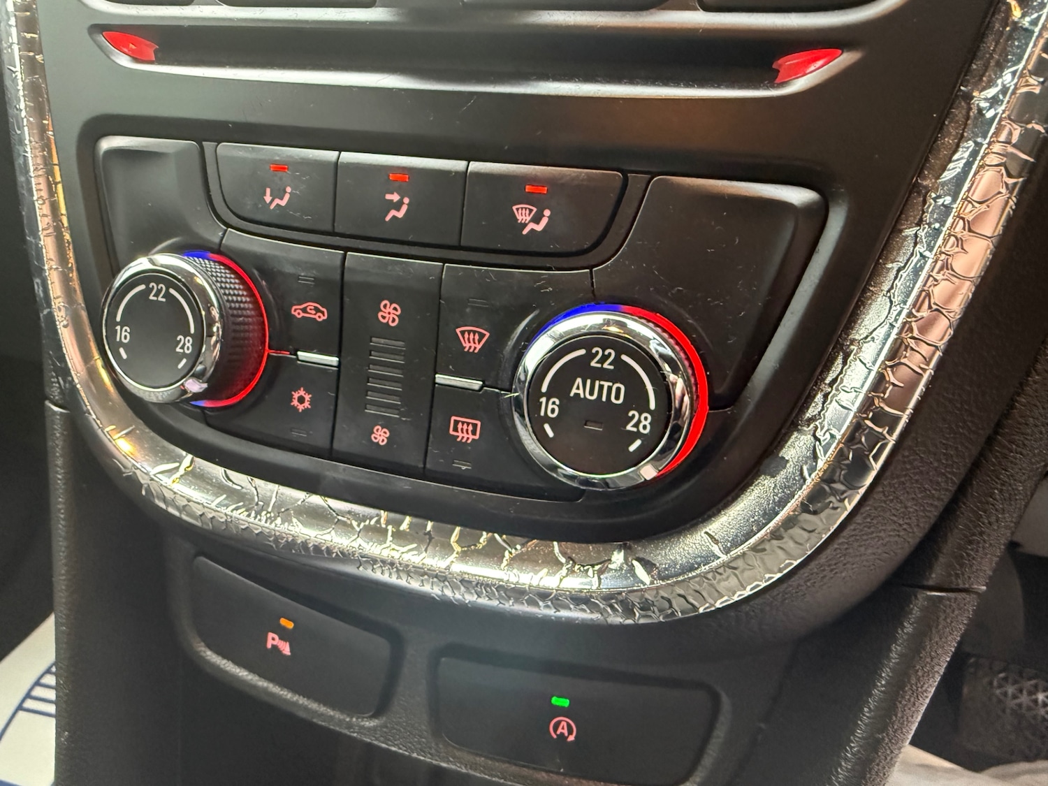 Used Vauxhall Mokka 2015 for sale - 76862208: Photo 16