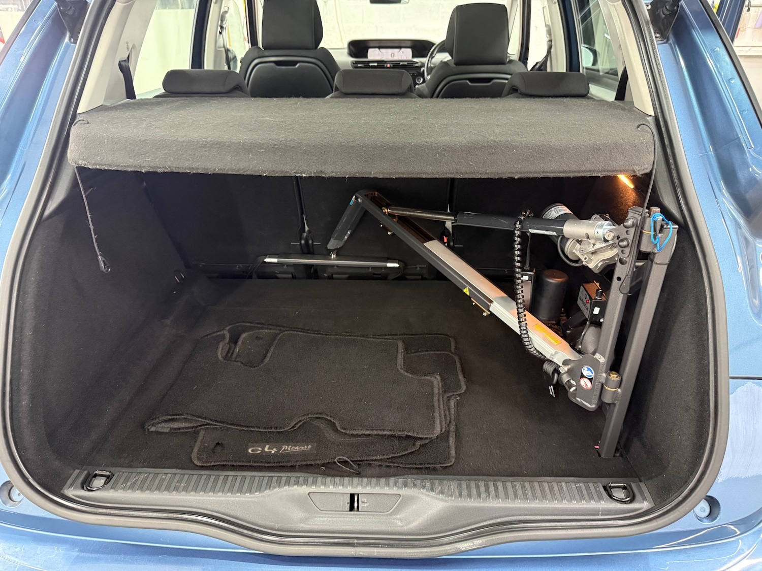 Used Citroen C4 Picasso 2015 for sale - 76921538: Photo 10