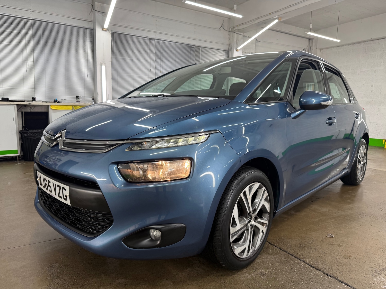 Used Citroen C4 Picasso 2015 for sale - 76921538: Photo 6