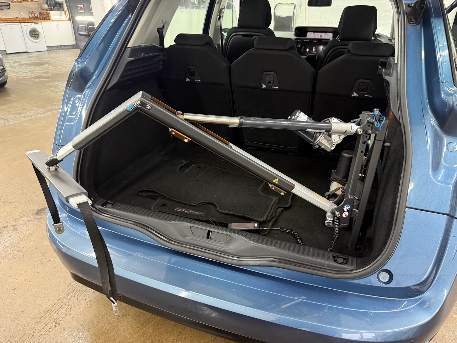 Used Citroen C4 Picasso 2015 for sale - 76921538: Photo 9