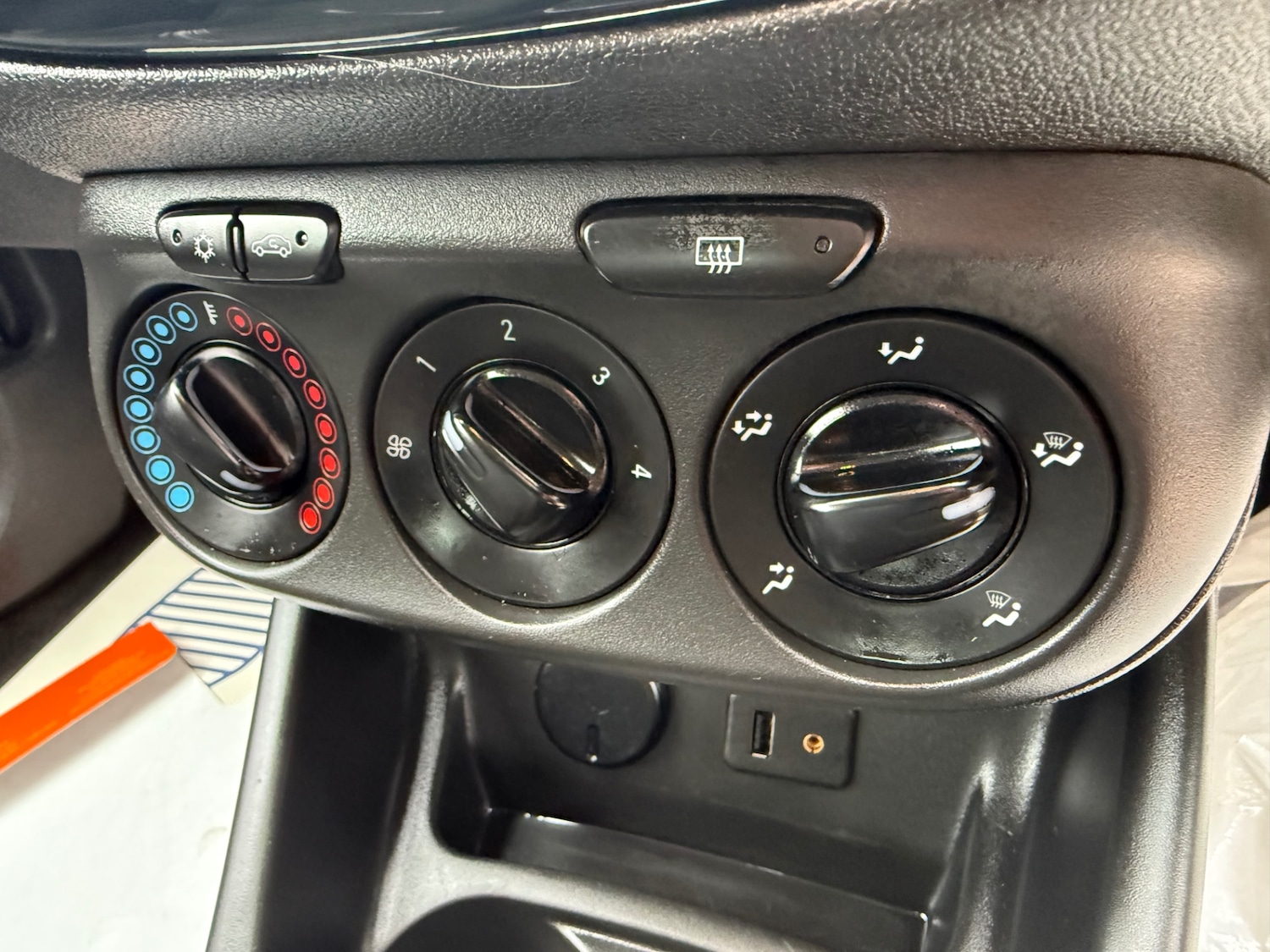 Used Vauxhall Corsa 2016 for sale - 78180139: Photo 17