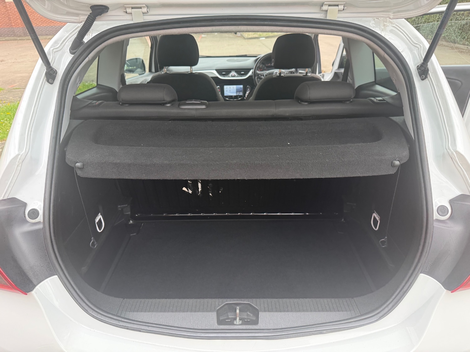 Used Vauxhall Corsa 2016 for sale - 78180139: Photo 9