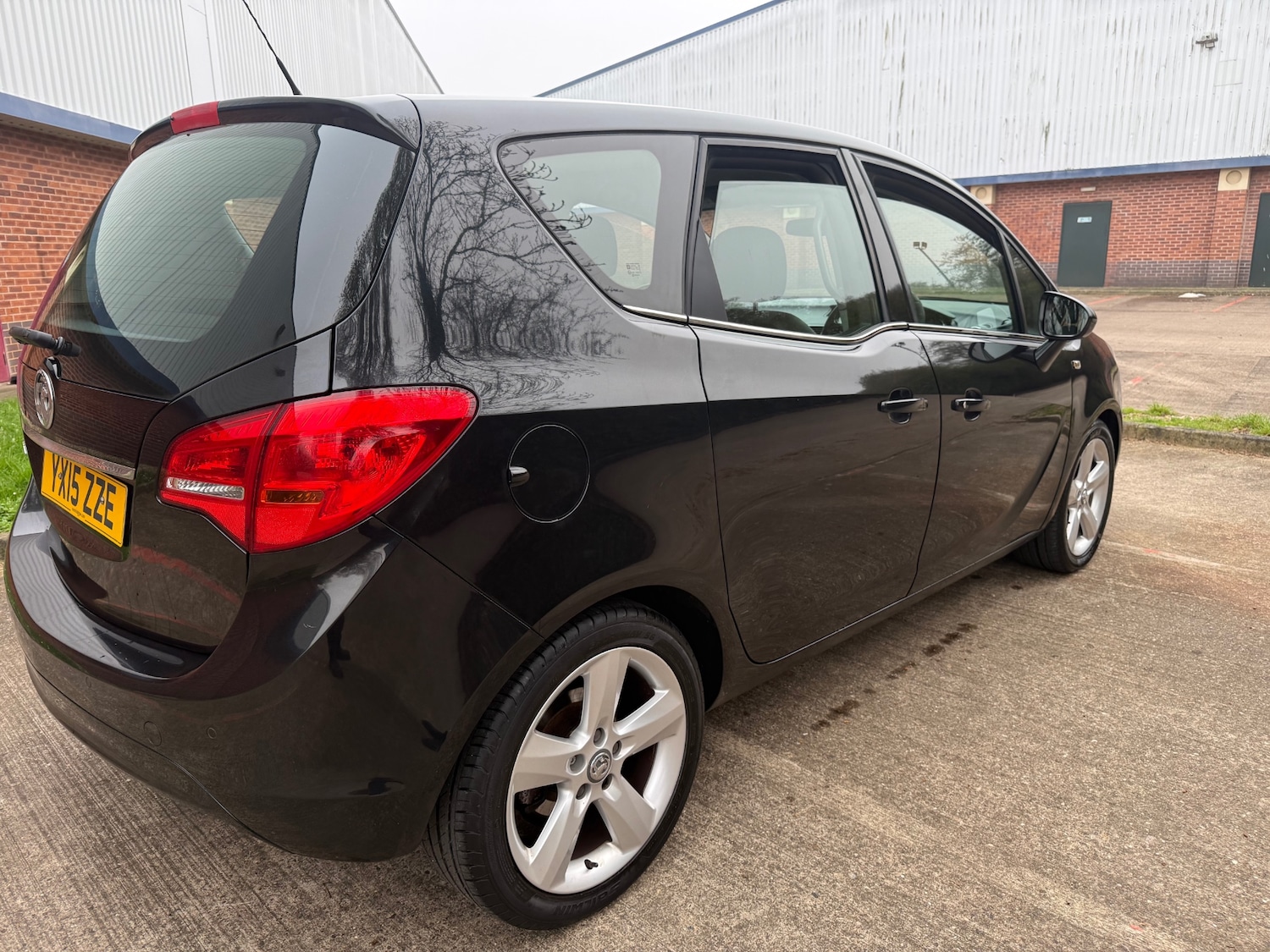 Used Vauxhall Meriva 2015 for sale - 77806964: Photo 3