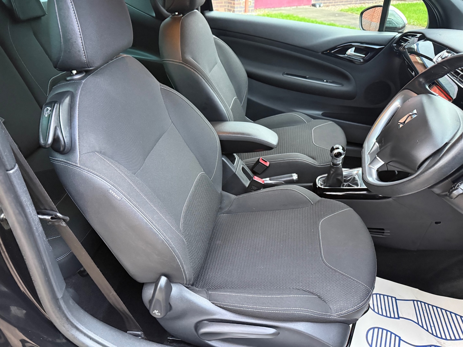 Used Citroen DS3 2014 for sale - 76906384: Photo 7