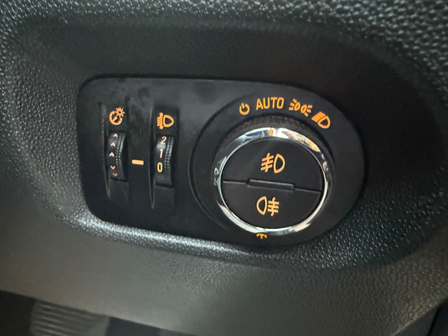 Used Vauxhall Corsa 2013 for sale - 76418146: Photo 11