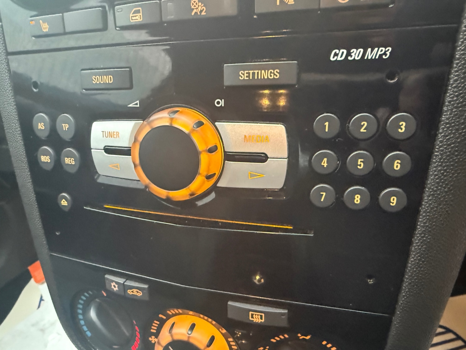 Used Vauxhall Corsa 2013 for sale - 76418146: Photo 17