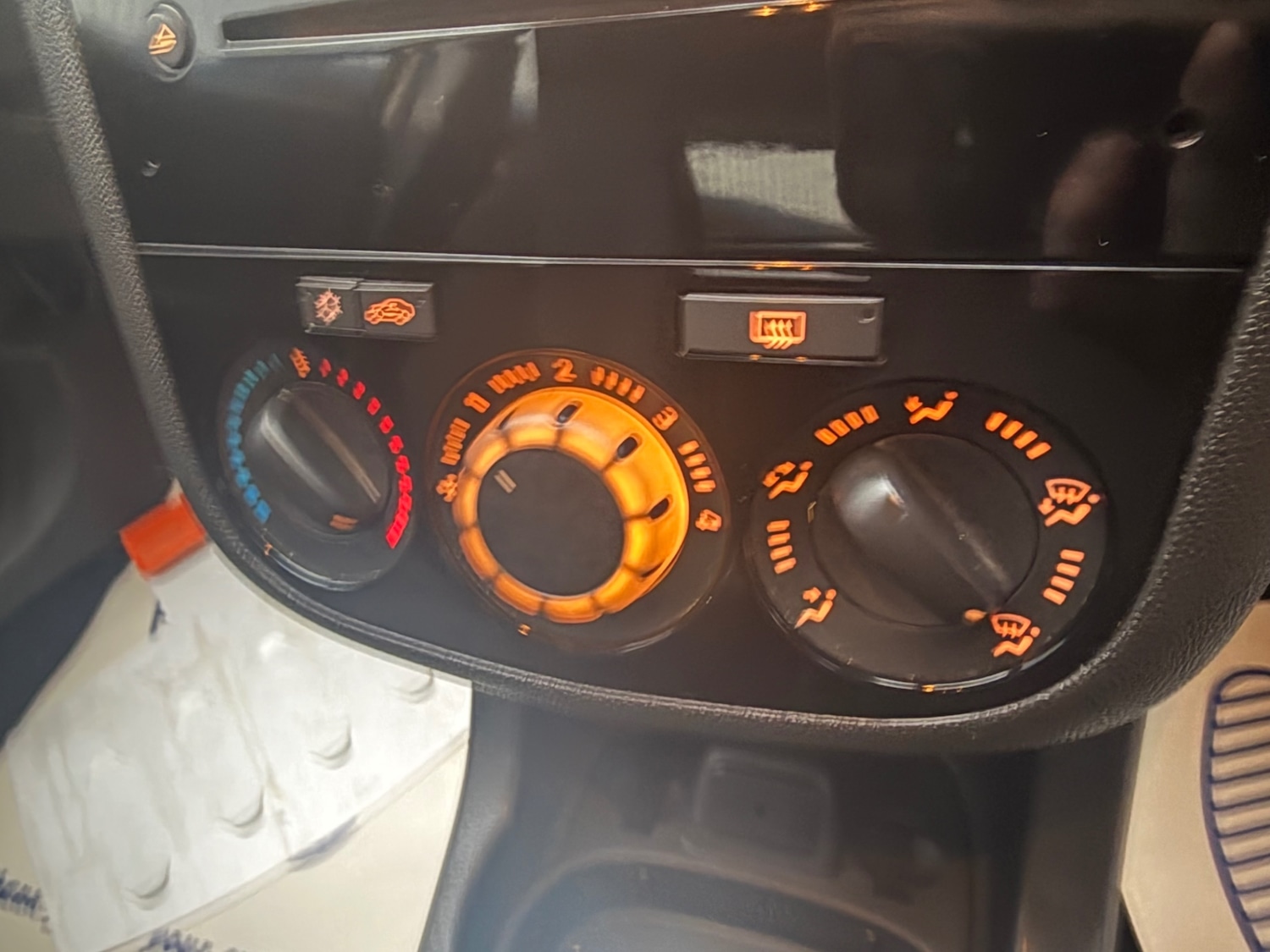 Used Vauxhall Corsa 2013 for sale - 76418146: Photo 19