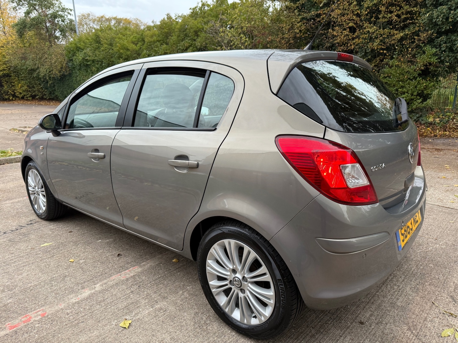 Used Vauxhall Corsa 2013 for sale - 76418146: Photo 4